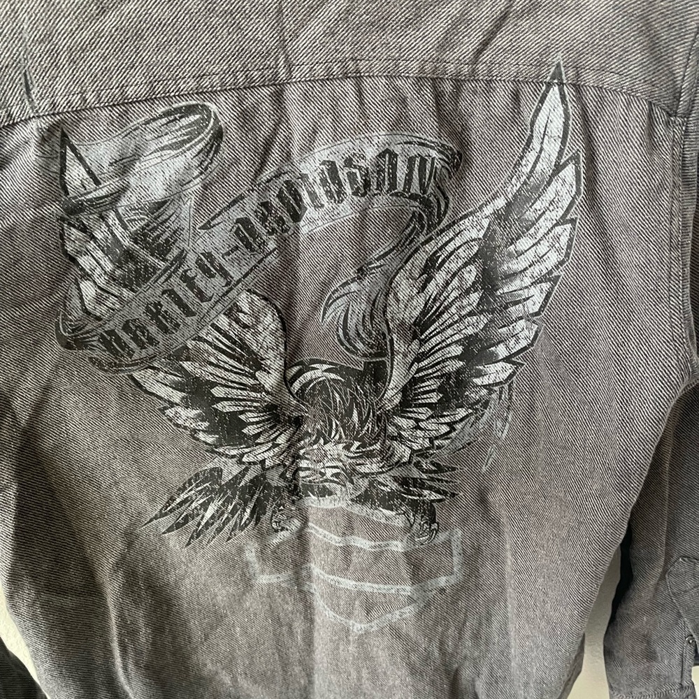 Harley Davidson Button Up - Picture 4 of 5